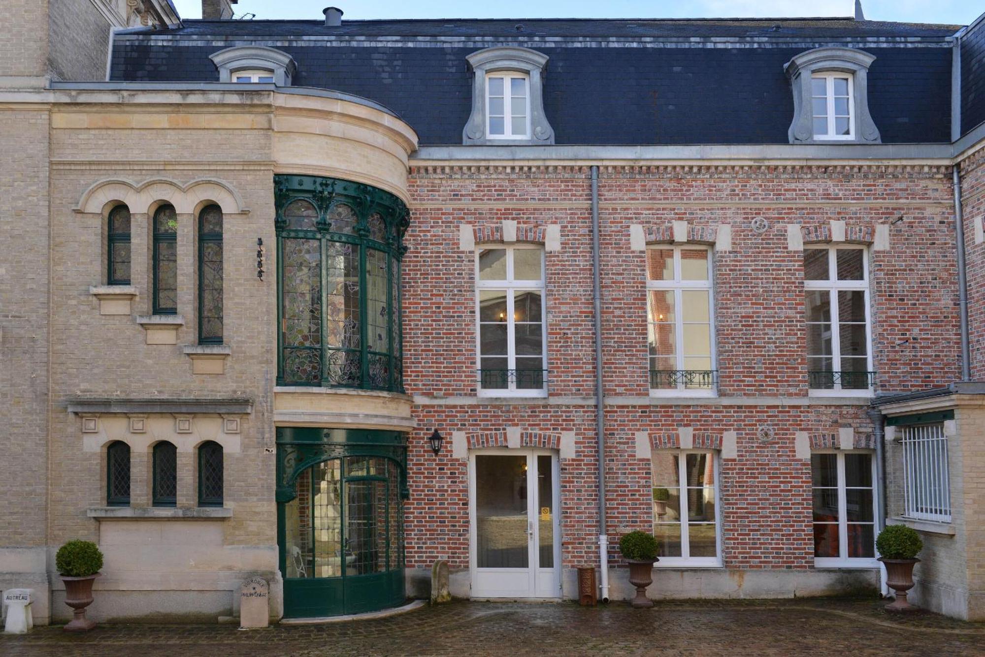 Hotel Castel Jeanson Ay-Champagne Bagian luar foto