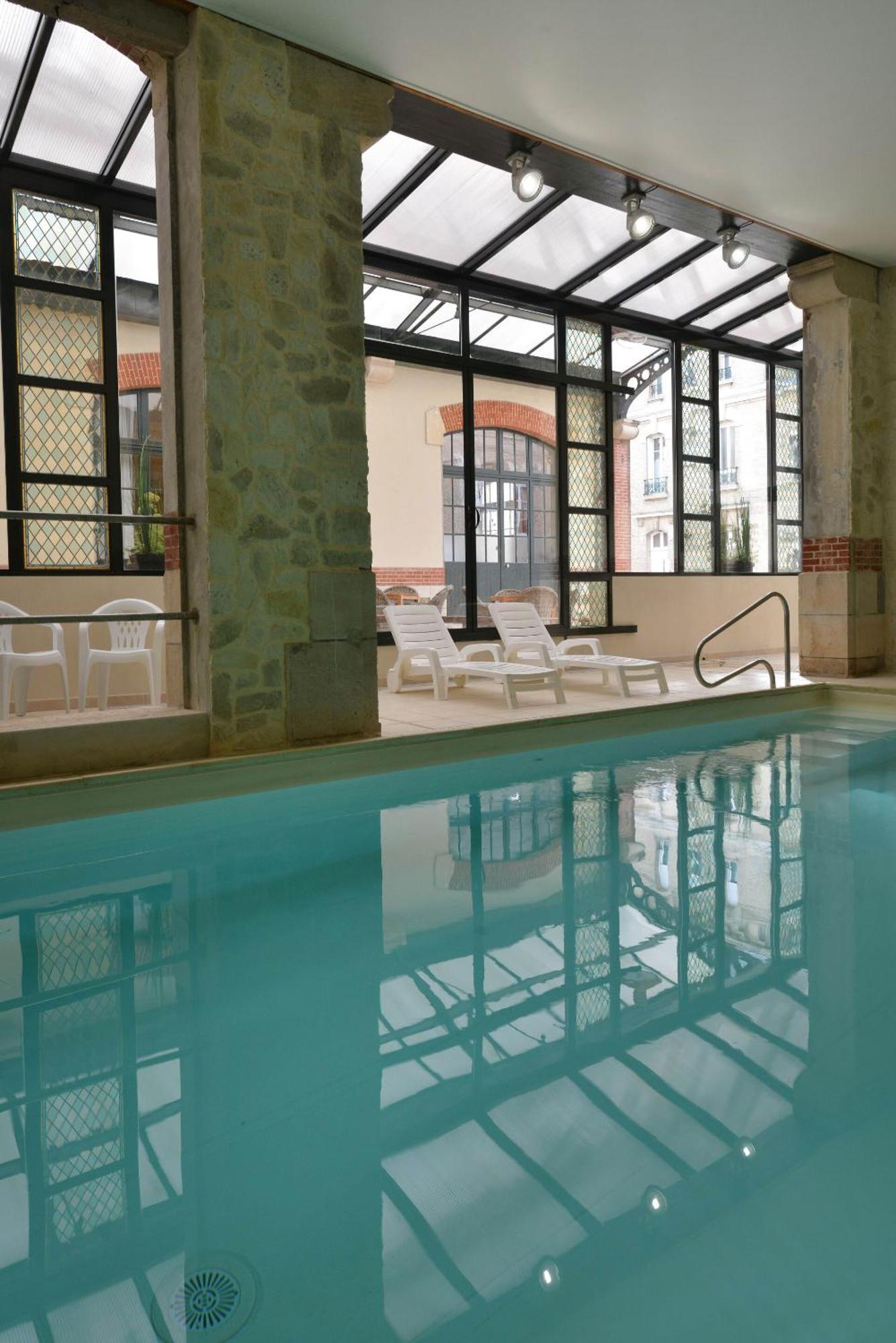 Hotel Castel Jeanson Ay-Champagne Bagian luar foto