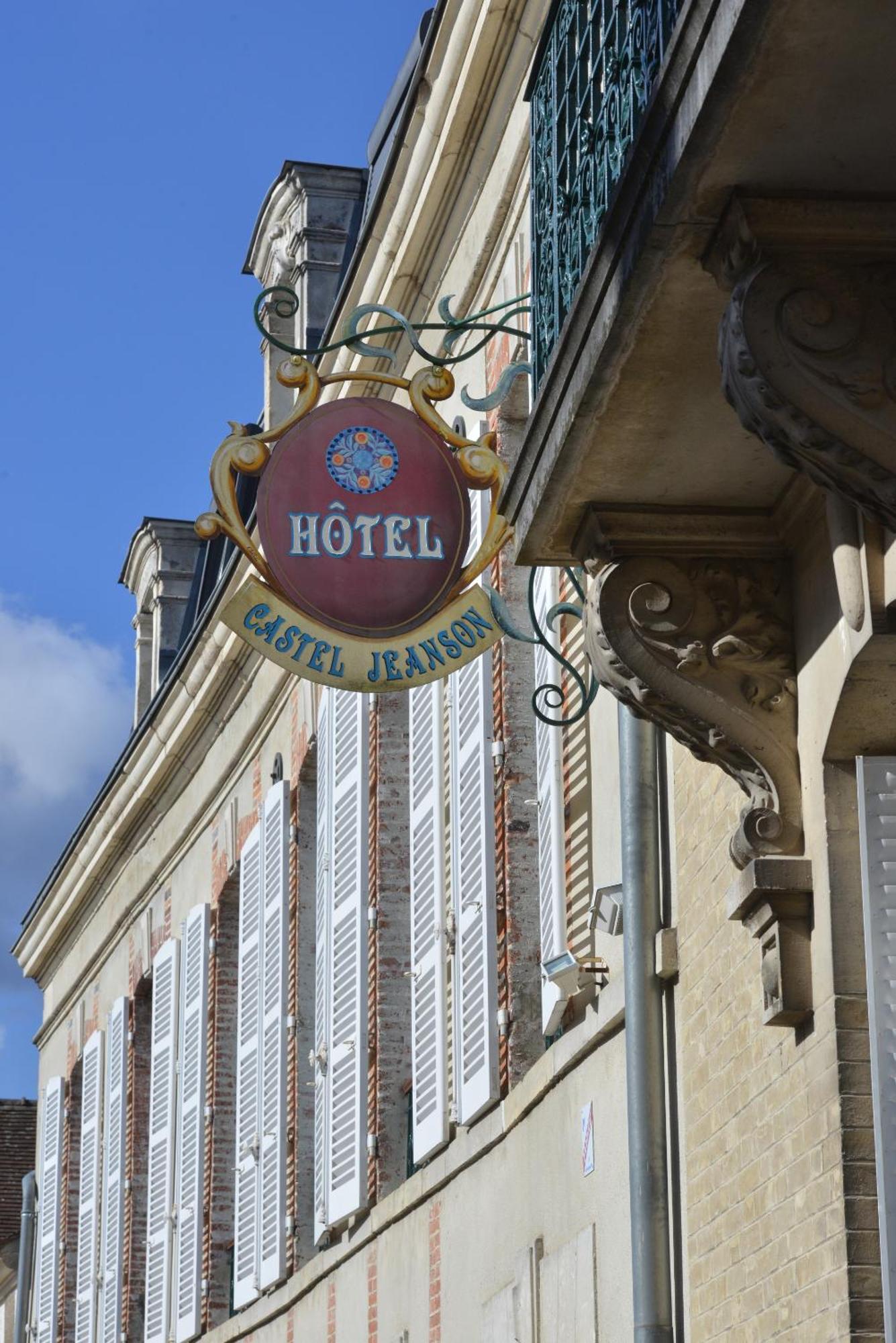 Hotel Castel Jeanson Ay-Champagne Bagian luar foto