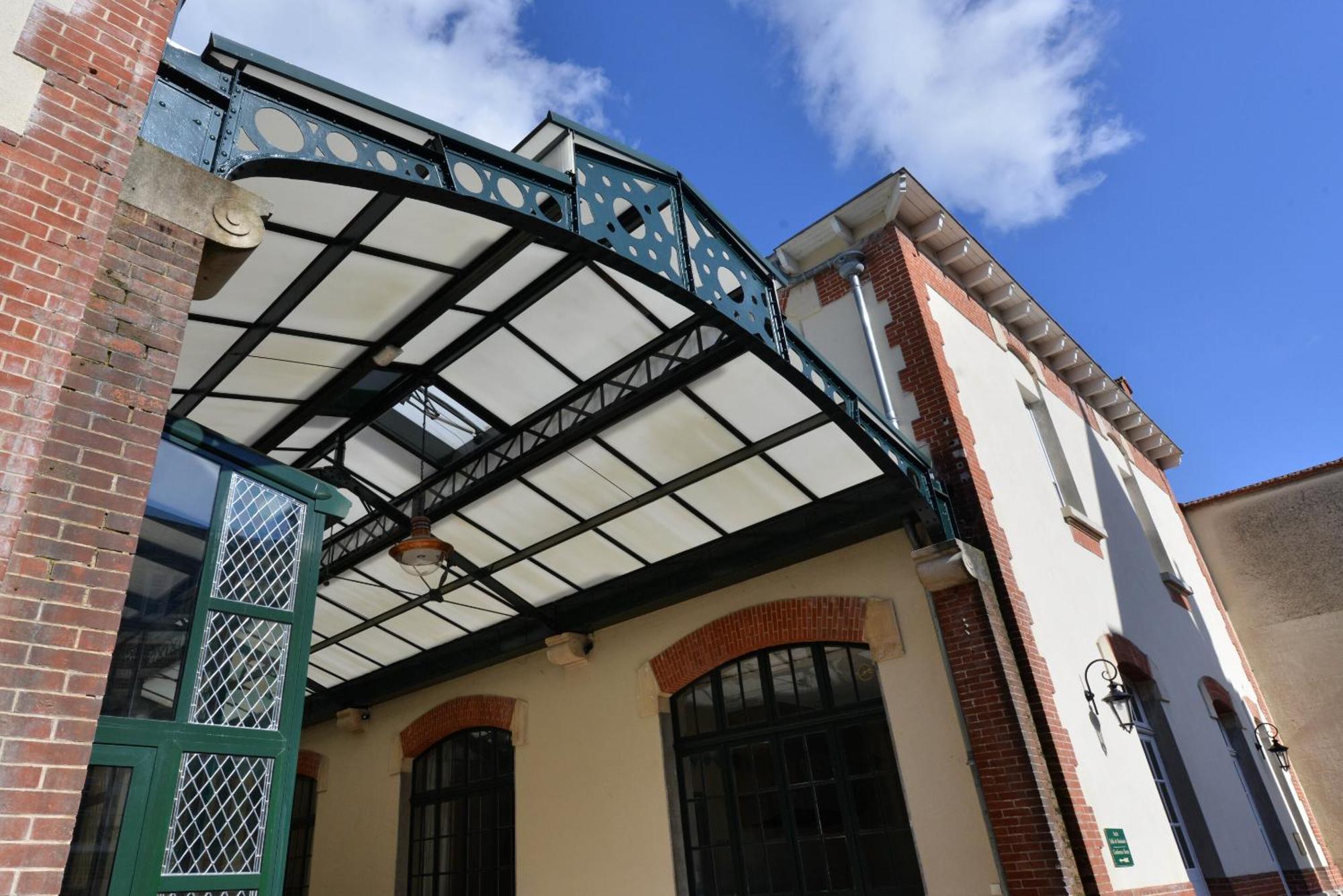 Hotel Castel Jeanson Ay-Champagne Bagian luar foto