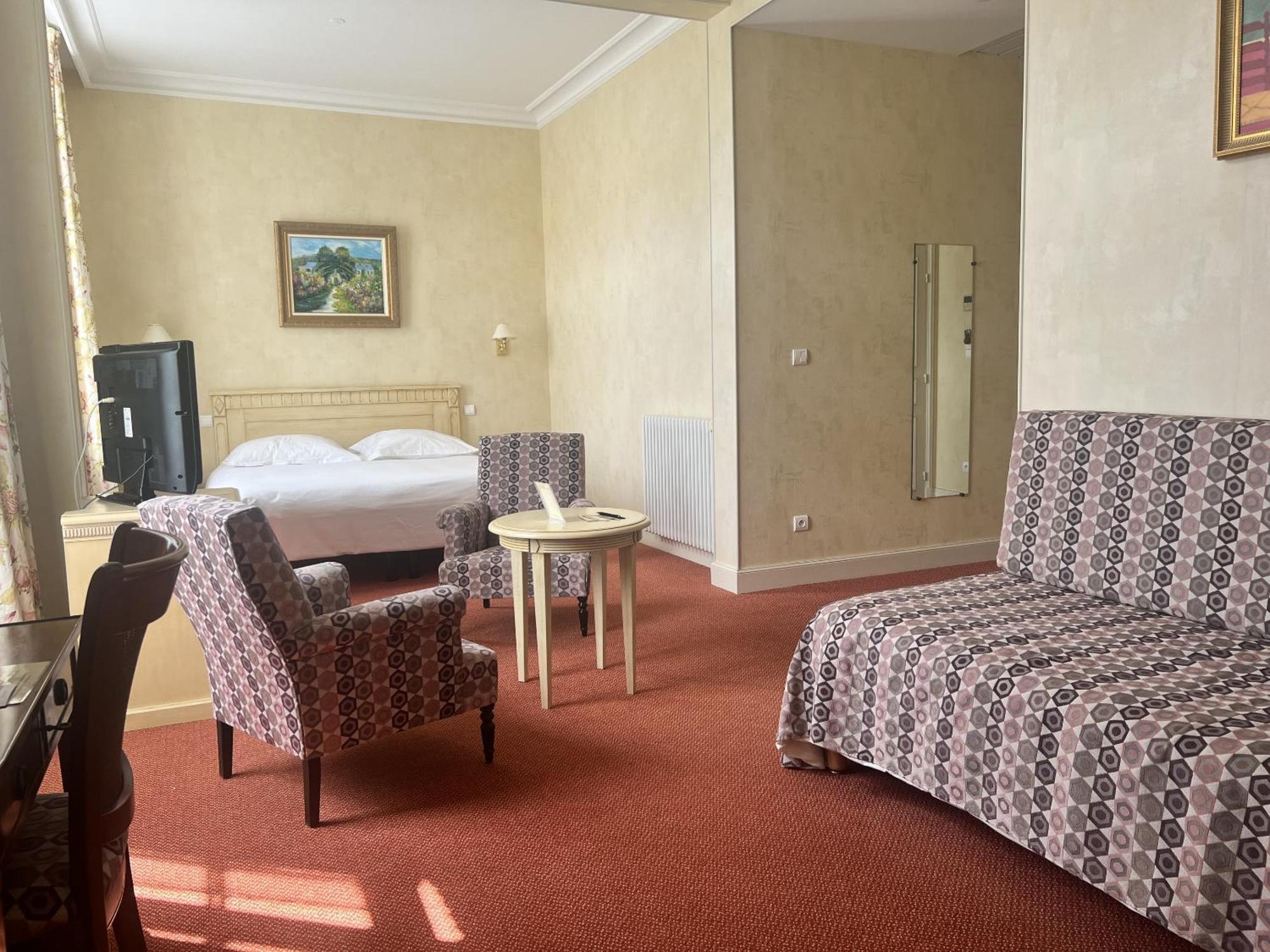 Hotel Castel Jeanson Ay-Champagne Ruang foto