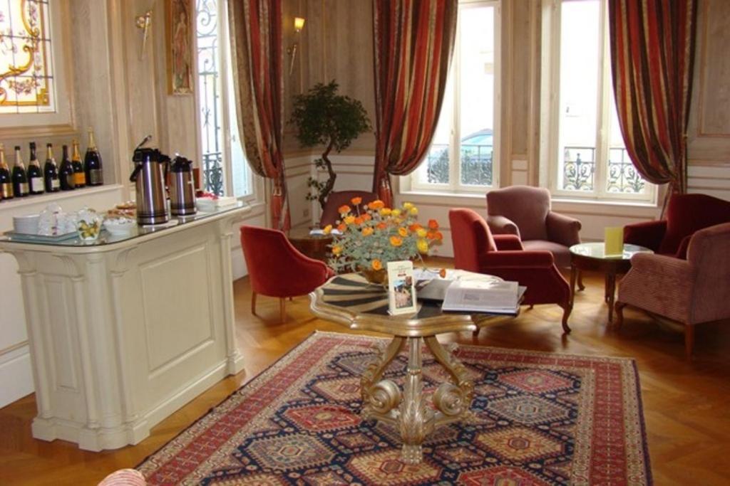 Hotel Castel Jeanson Ay-Champagne Bagian luar foto